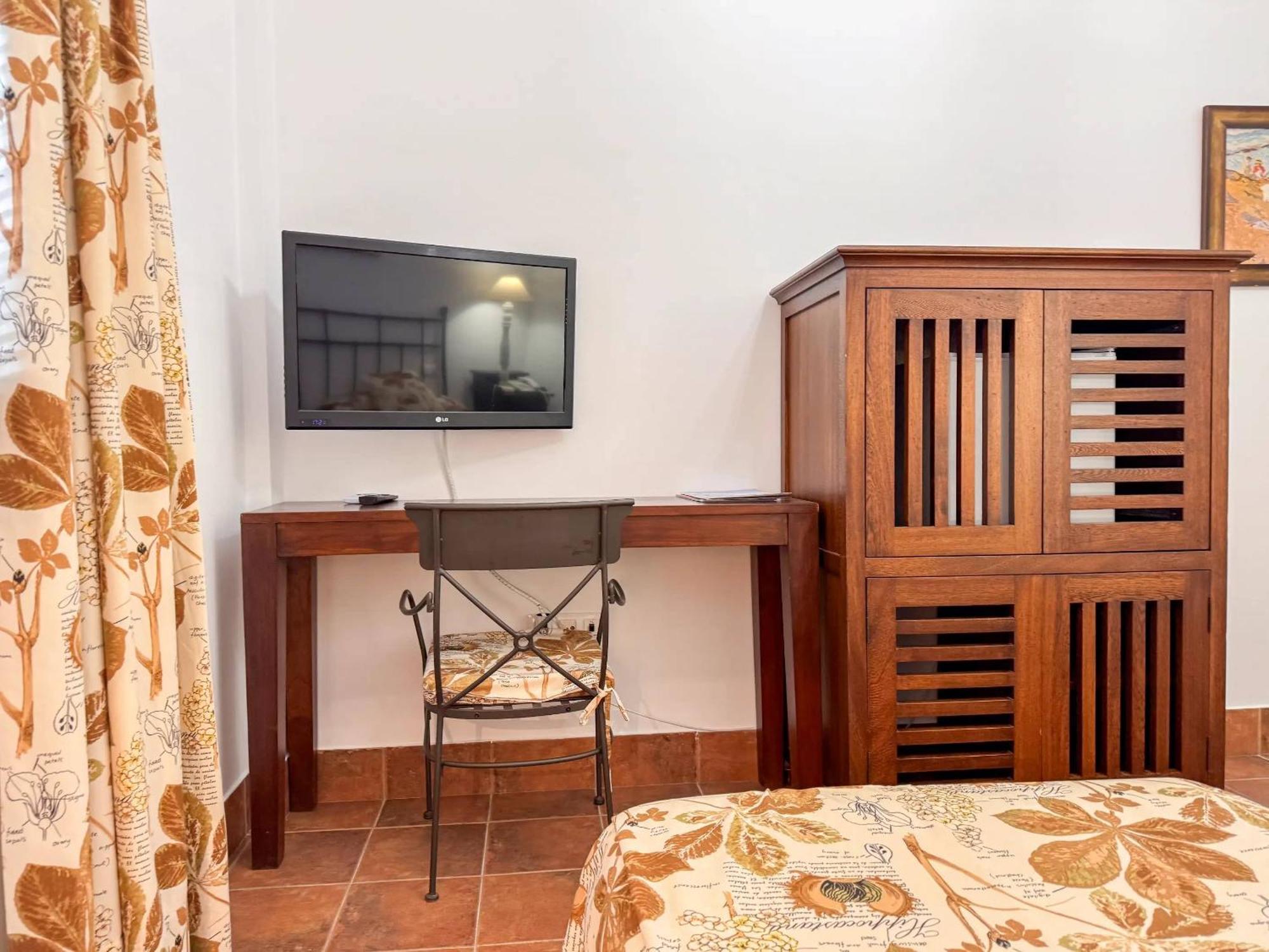 Hotel Valsequillo レペ エクステリア 写真