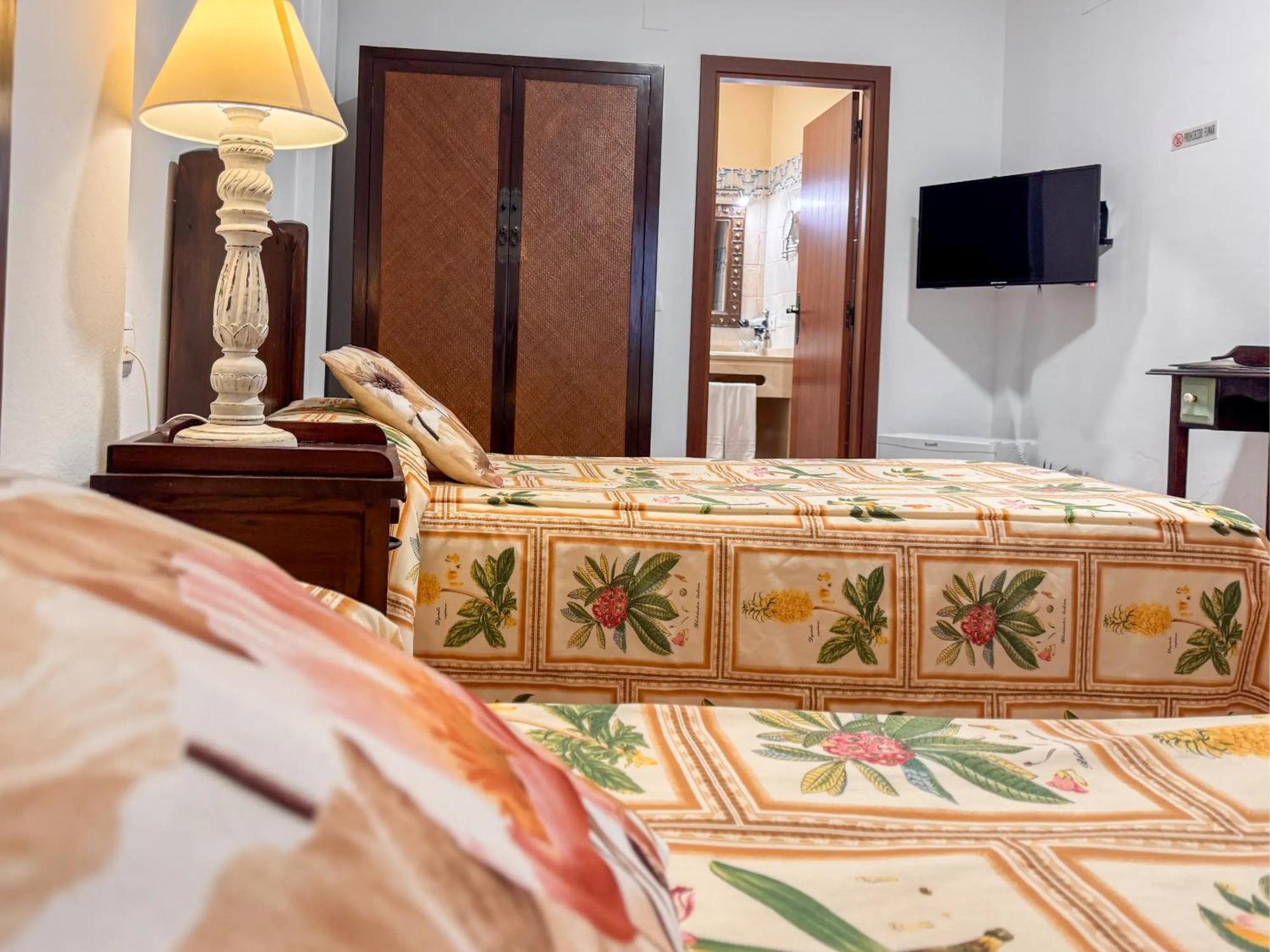 Hotel Valsequillo レペ エクステリア 写真